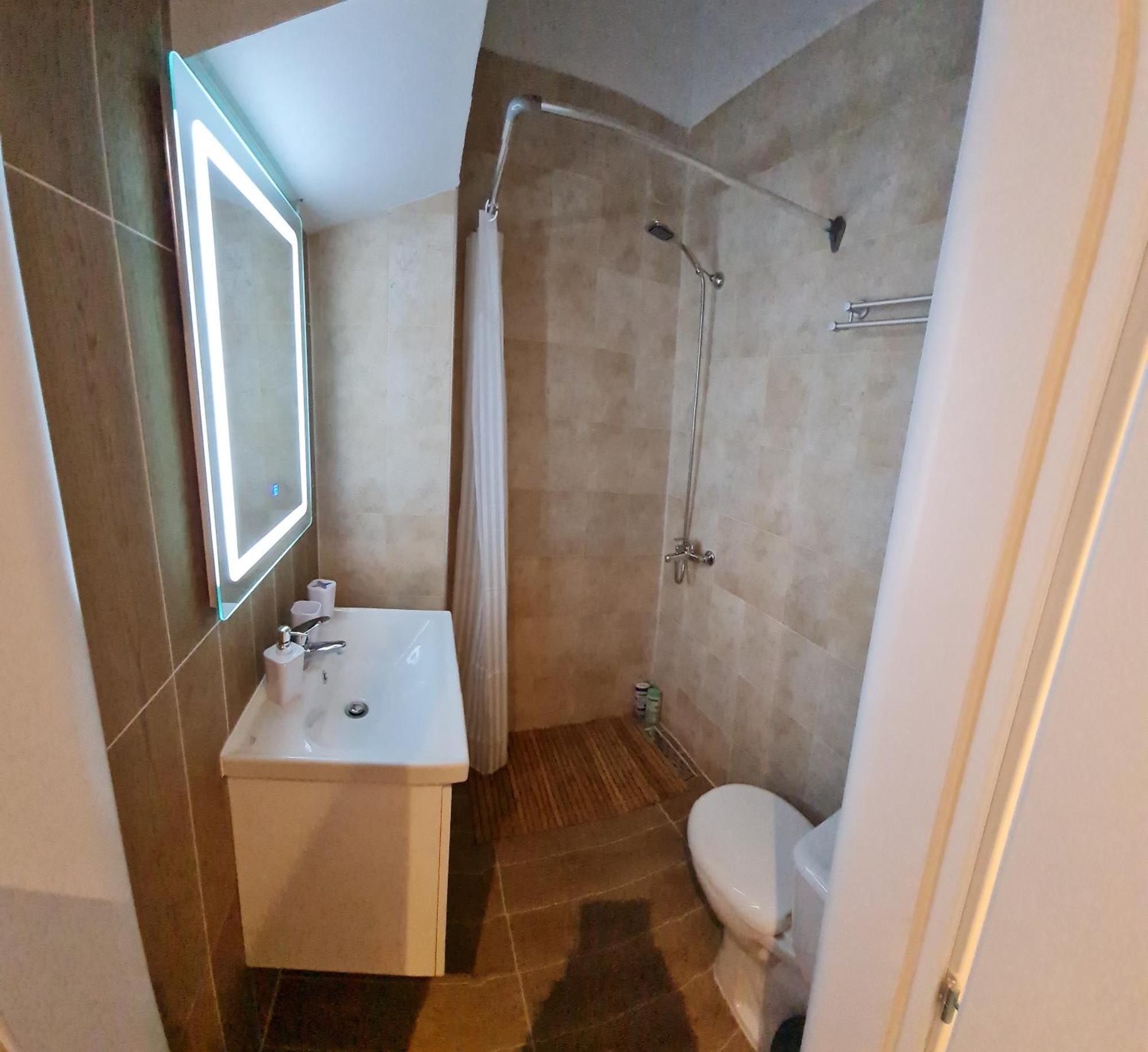 Luxury Apartment Тирана Екстериор снимка