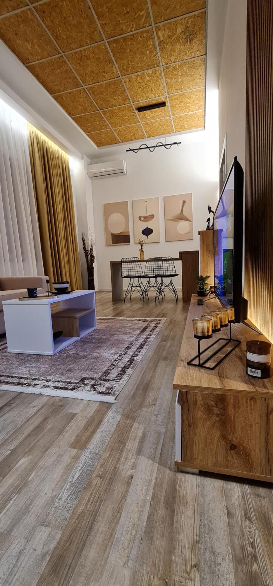 Luxury Apartment Тирана Екстериор снимка